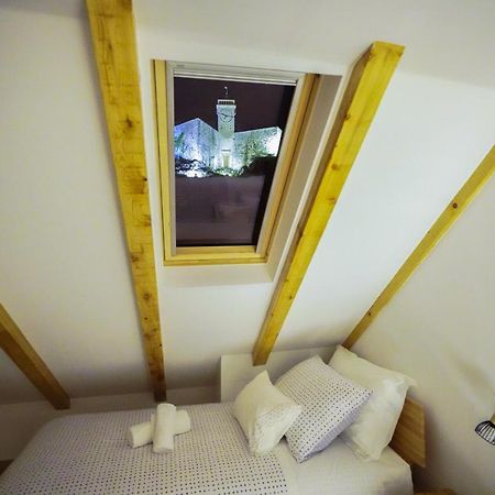 Apartment Ispod Ure Sinj Eksteriør bilde