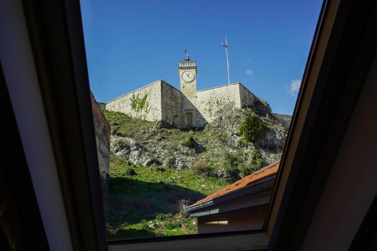 Apartment Ispod Ure Sinj Eksteriør bilde