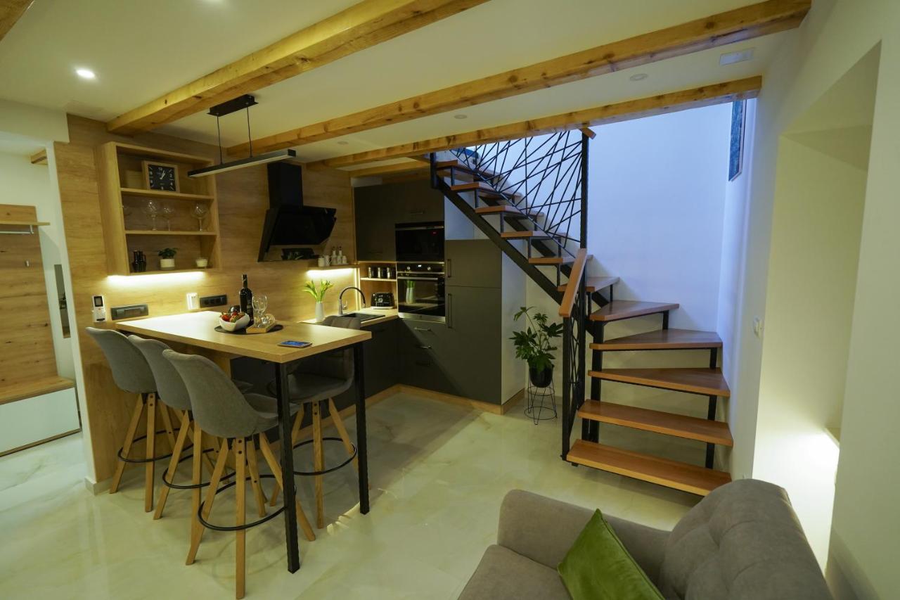 Apartment Ispod Ure Sinj Eksteriør bilde